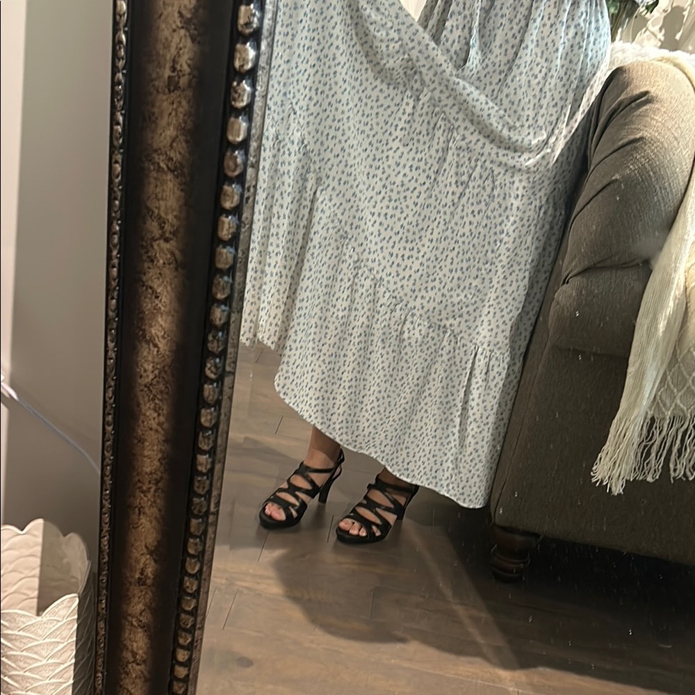 Naturalizer Black Strappy Sandals